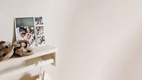 regalo de nacimiento de klikkie con fotos de bebé para una niña