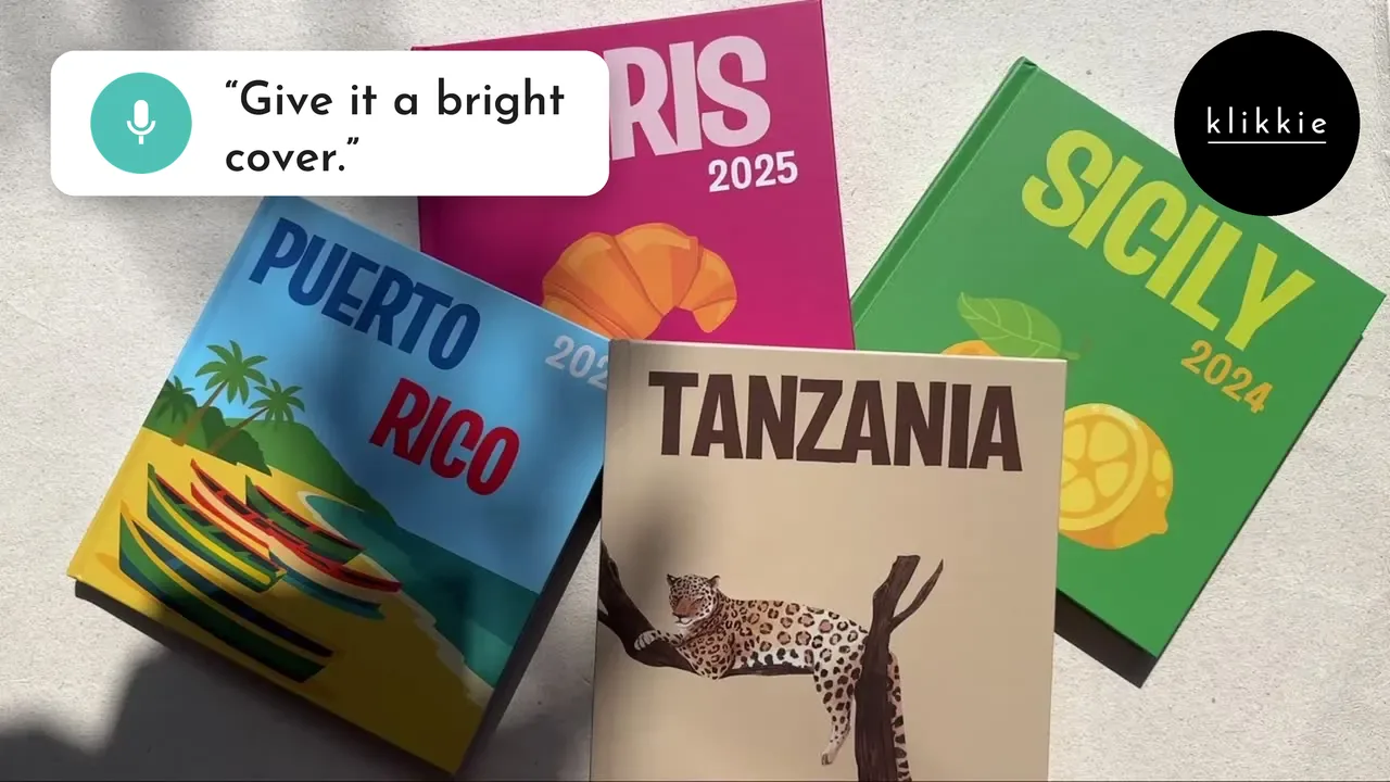 Portadas de fotolibro de colores de París, Sicilia, Puerto Rico y Tanzania, con un bocadillo de klikkie agent que dice ponle una portada alegre